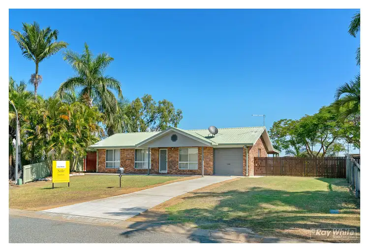 6 Mathias Place, Kawana QLD 4701