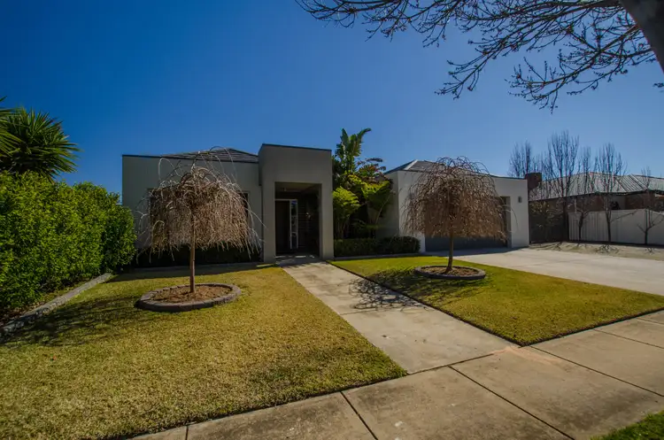 10 Kildare Avenue, Moama NSW 2731