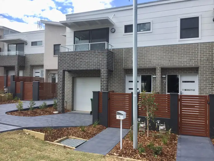 6/10a Mary Street, Cardiff NSW 2285