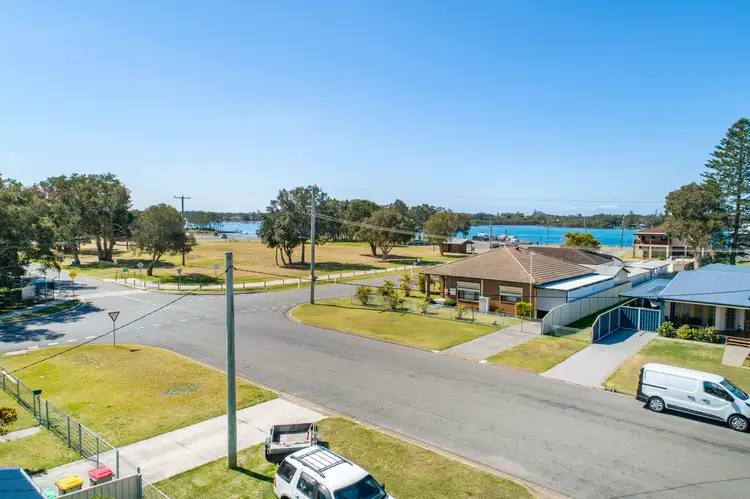 Fifth view of Homely house listing, 5 Park Street, Swansea NSW 2281