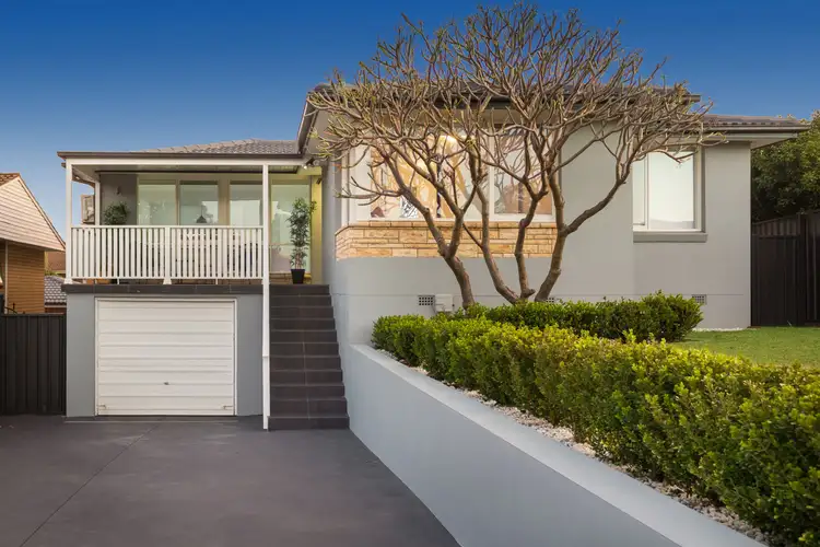 8 Colonial Place, Casula NSW 2170