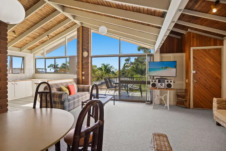 9/6 Noosa Drive, Noosa Heads QLD 4567