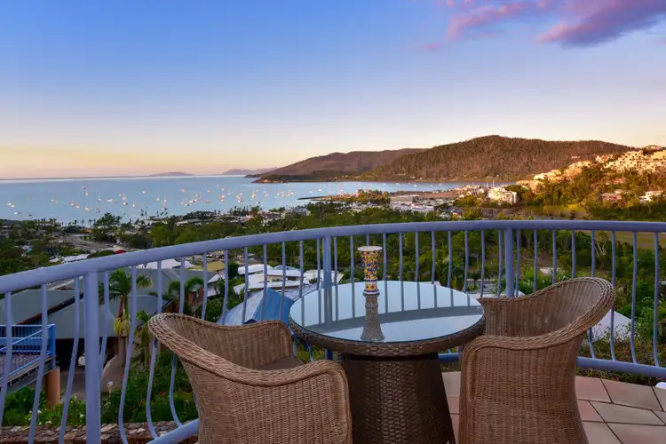 23/02 Nara Avenue, Airlie Beach QLD 4802