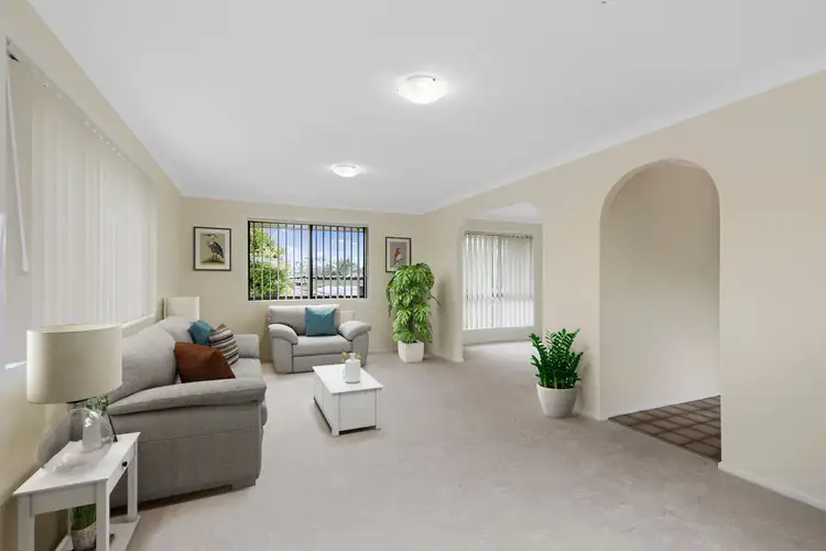 Second view of Homely house listing, 5 Winster Court, Alexandra Hills QLD 4161