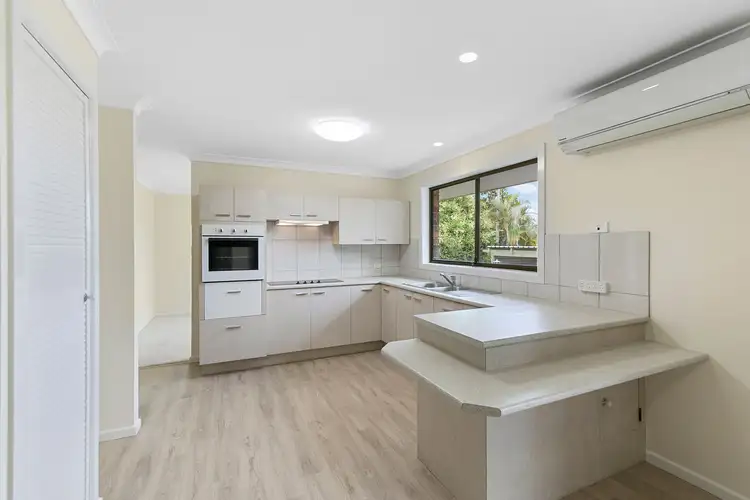 Fourth view of Homely house listing, 5 Winster Court, Alexandra Hills QLD 4161