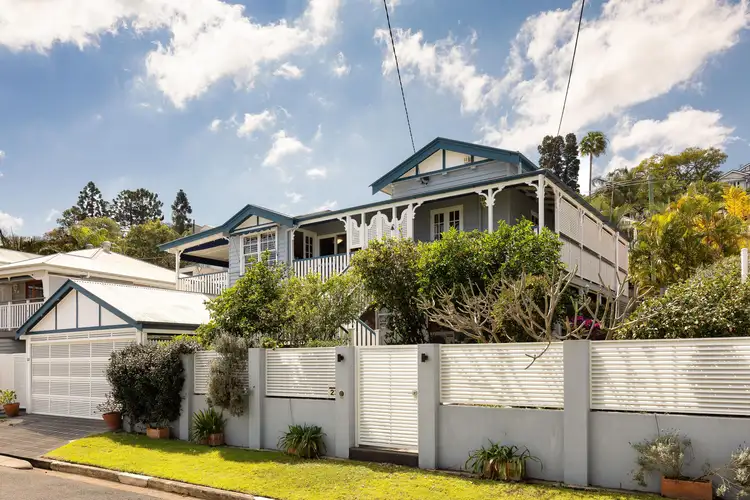 23 Barton Parade, Balmoral QLD 4171