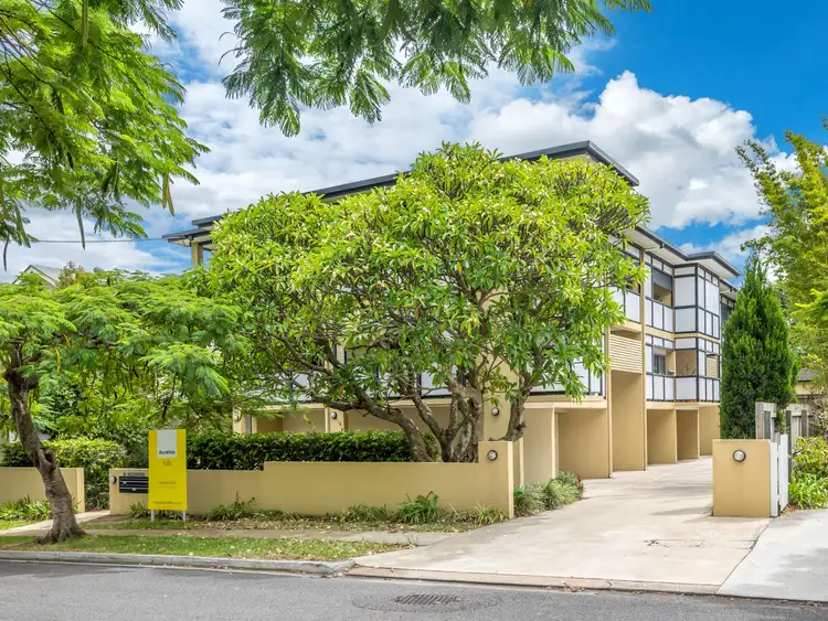 Main view of Homely unit listing, 1/18 Milne Street, Clayfield QLD 4011