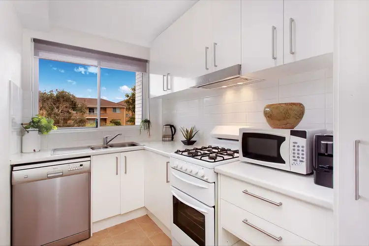 6/4 Ramsay Street, Collaroy NSW 2097