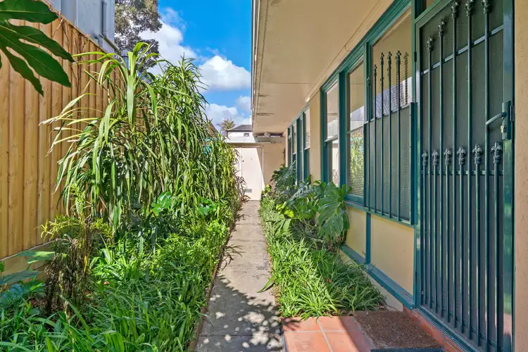 Second view of Homely apartment listing, 3/3 Dalgety Street, St Kilda VIC 3182