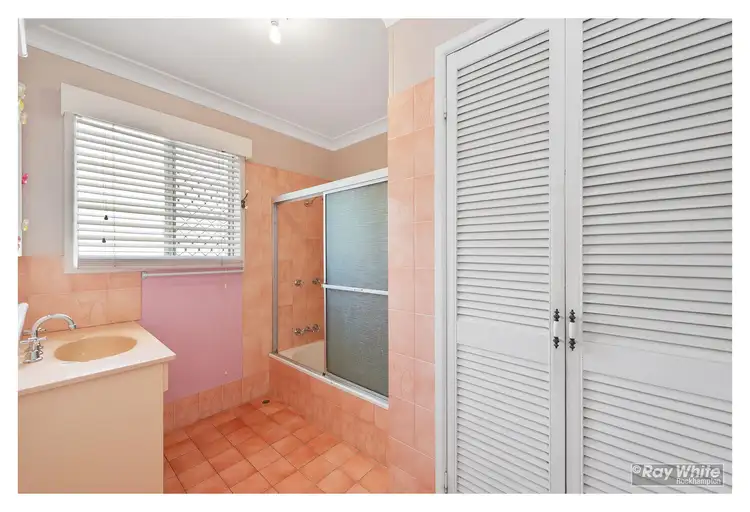 Fifth view of Homely house listing, 2 Westmoreland Street, Kawana QLD 4701