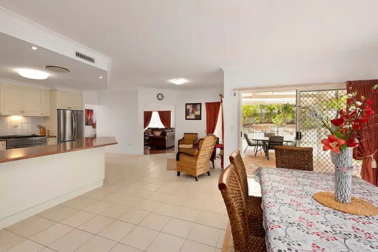 Second view of Homely house listing, 15 Bells Place, Carindale QLD 4152