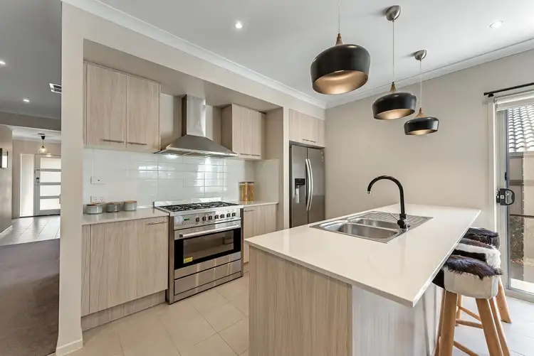 Sixth view of Homely house listing, 3 Brio Drive, Craigieburn VIC 3064