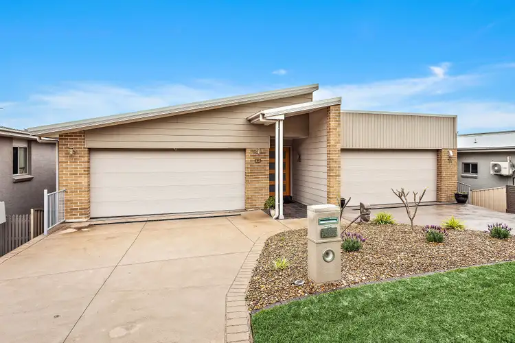 7 Chaplin Place, Albion Park NSW 2527