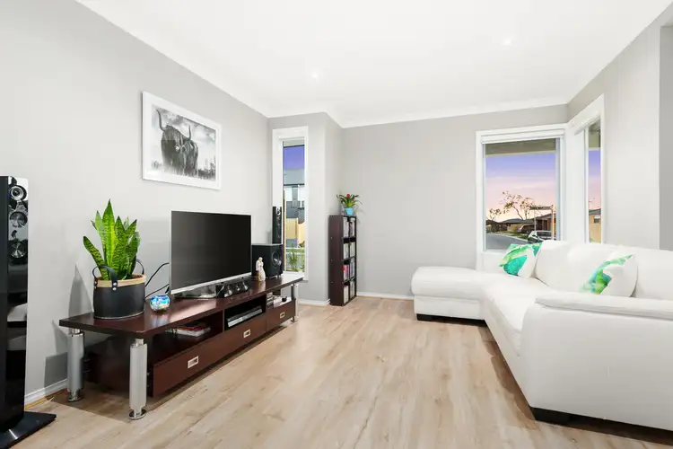 Second view of Homely house listing, 8 Tania Way, Officer VIC 3809