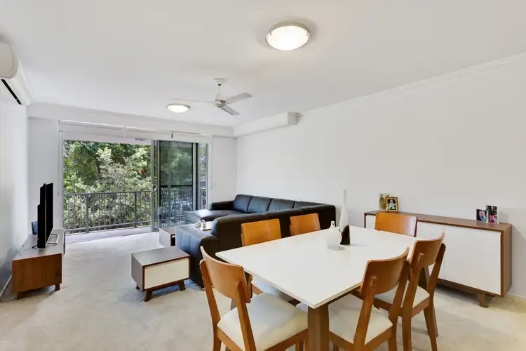 Fourth view of Homely unit listing, 2/154 Musgrave Avenue, Southport QLD 4215