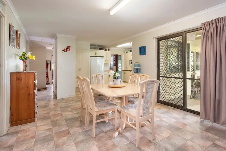 2 Winona Street, Shailer Park QLD 4128