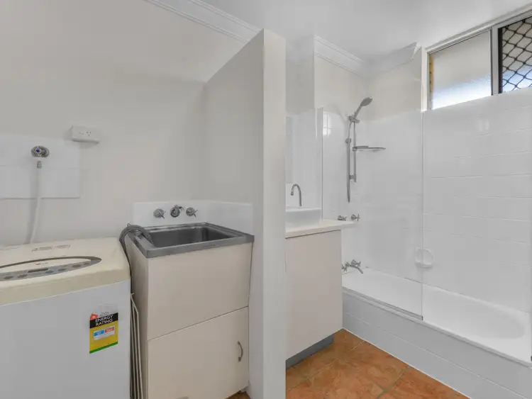 Sixth view of Homely unit listing, 2/93 Swann Road, Taringa QLD 4068