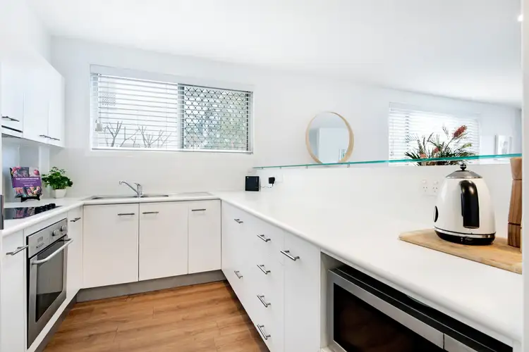 Fifth view of Homely unit listing, 1/9 Armrick Avenue, Broadbeach QLD 4218