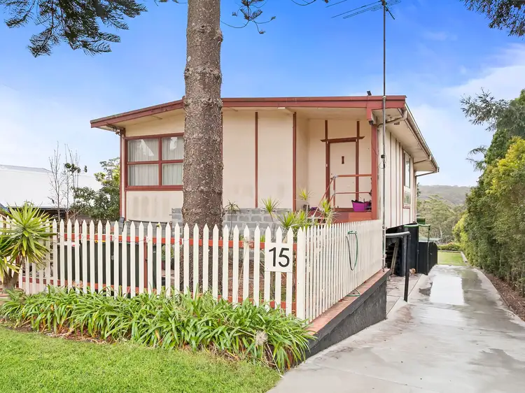 15 Foster Street, Helensburgh NSW 2508
