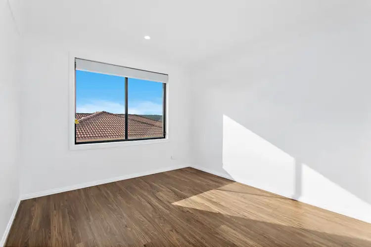 Sixth view of Homely house listing, 1/11 Eucumbene Avenue, Flinders NSW 2529