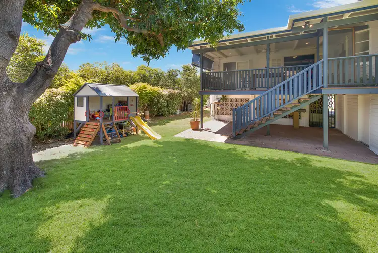 14 O'Connor Street, Rosslea QLD 4812