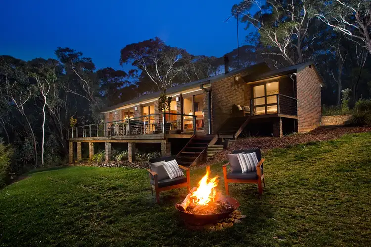 11 Helvetia Road, Blackheath NSW 2785