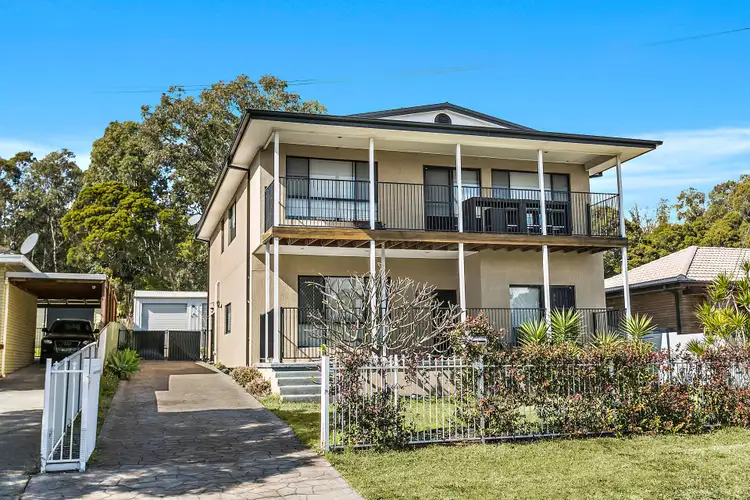 88 Lake Entrance Road, Oak Flats NSW 2529