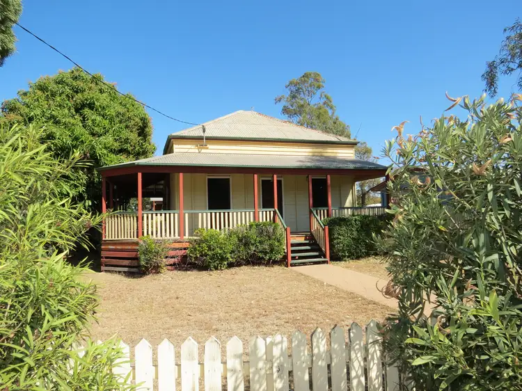 41 Dundas Street, Emerald QLD 4720