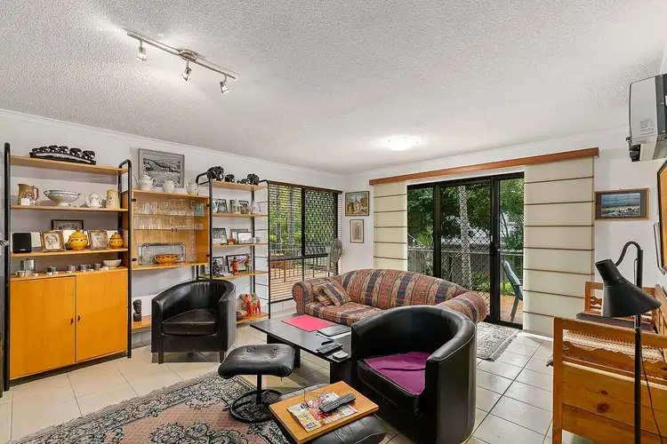 Sixth view of Homely unit listing, 2/394 Esplanade, Torquay QLD 4655