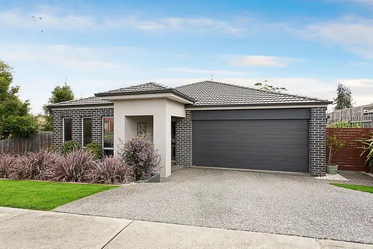 19 Richie Court, Drouin VIC 3818