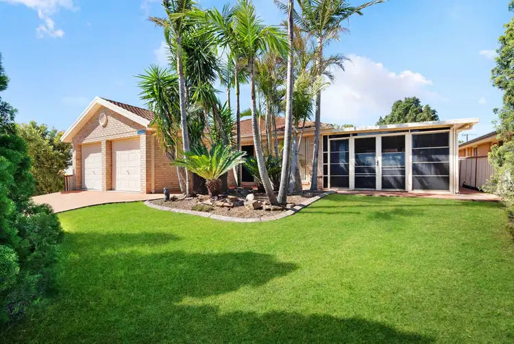 17 Waterbush Crescent, Woodberry NSW 2322