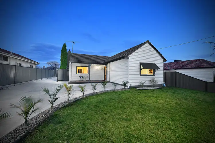 1/10 Percy Street, Fawkner VIC 3060