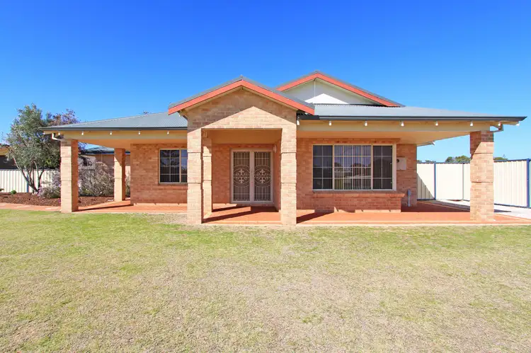 2 Mallee Close, Jurien Bay WA 6516