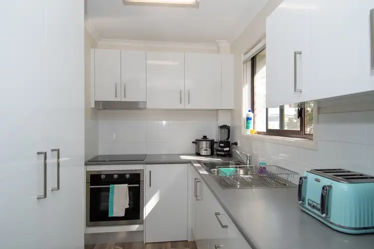 Sixth view of Homely unit listing, 5/35 Armrick Avenue, Broadbeach QLD 4218