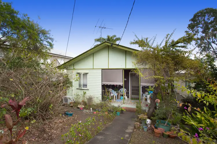 11 Edith Terrace, Red Hill QLD 4059