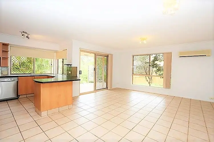 39 Morfantaine Terrace, Parkwood QLD 4214