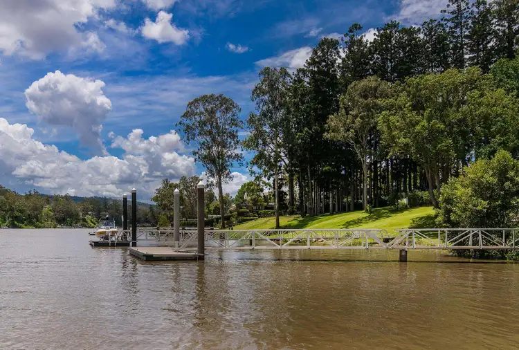 155 Laurel Avenue, Chelmer QLD 4068