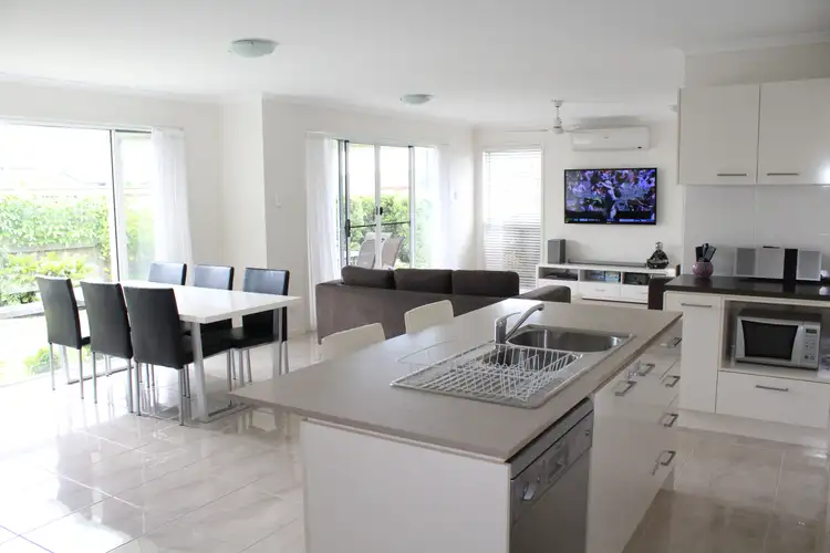 Sixth view of Homely house listing, 2/6 Lady Elliot Street, Mountain Creek QLD 4557