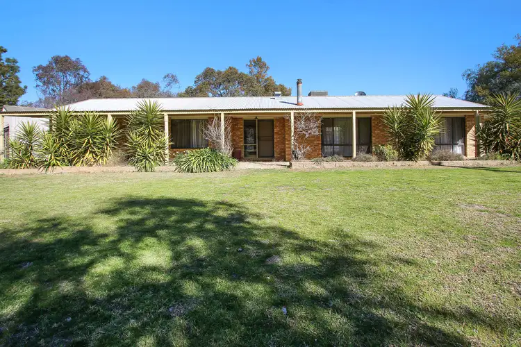 61 Howlong Road, Burrumbuttock NSW 2642