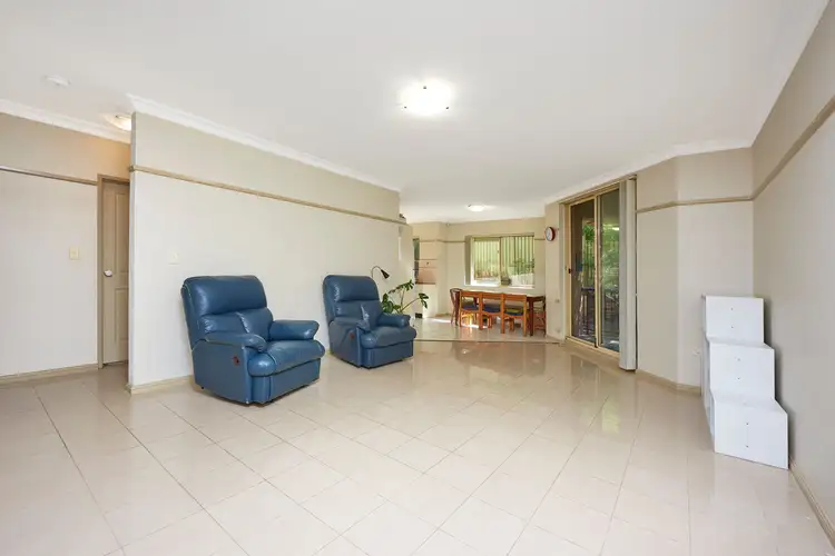 Fourth view of Homely unit listing, 12/15-23 Mowle Street, Westmead NSW 2145