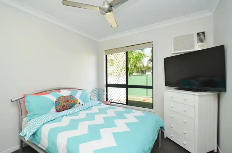 Sixth view of Homely house listing, 8 Ellendale Street, Mount Low QLD 4818