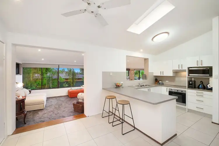 50 Premier Way, Bateau Bay NSW 2261