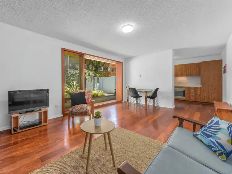 2/18 Griffith Street, New Farm QLD 4005