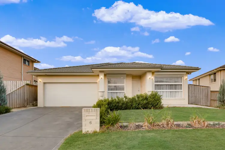 6 Minstrel Street, Glenfield NSW 2167