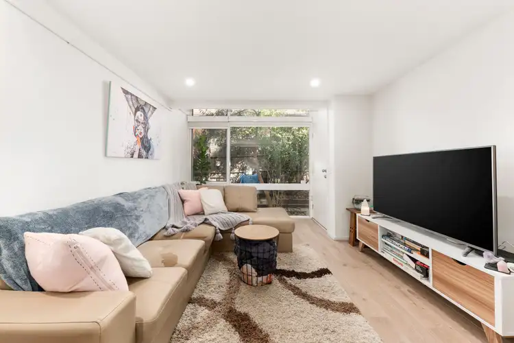 Fourth view of Homely apartment listing, 3/18 Johnstone Street, Malvern VIC 3144