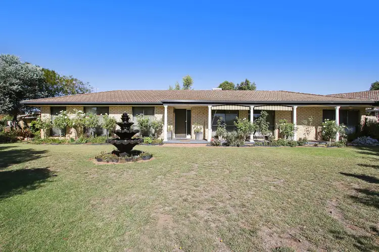 62 Kennedy Street, Howlong NSW 2643