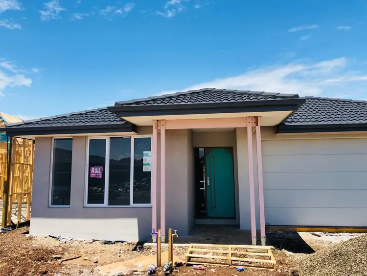 8 Paprika Way, Tarneit VIC 3029