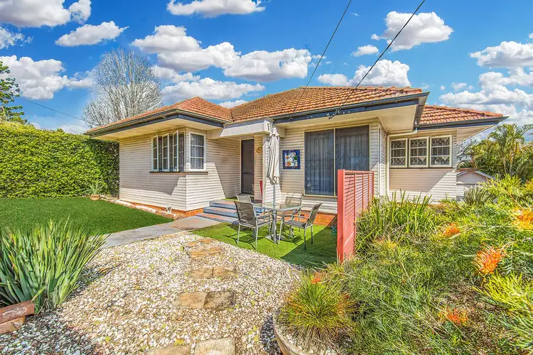 6 Macedon Street, Wavell Heights QLD 4012