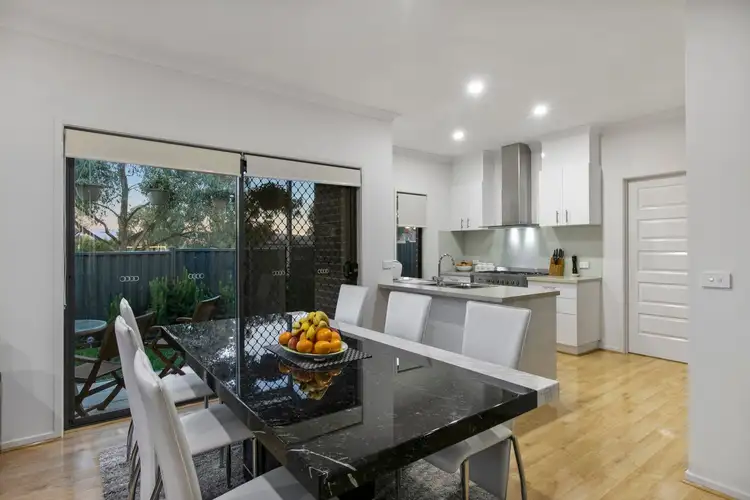 2/281 Wantirna Road, Wantirna VIC 3152