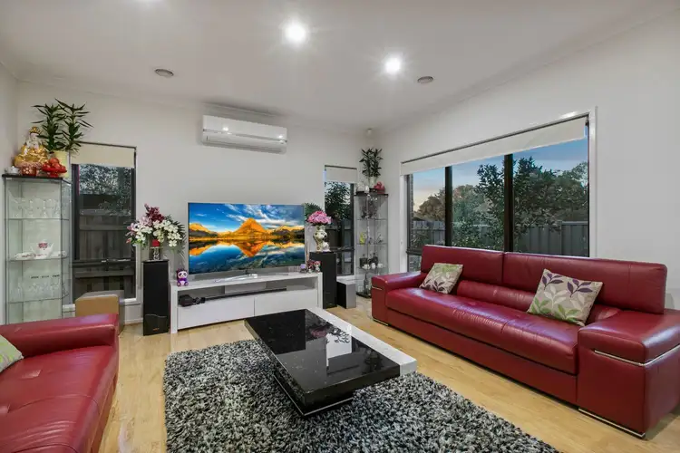 Second view of Homely townhouse listing, 2/281 Wantirna Road, Wantirna VIC 3152